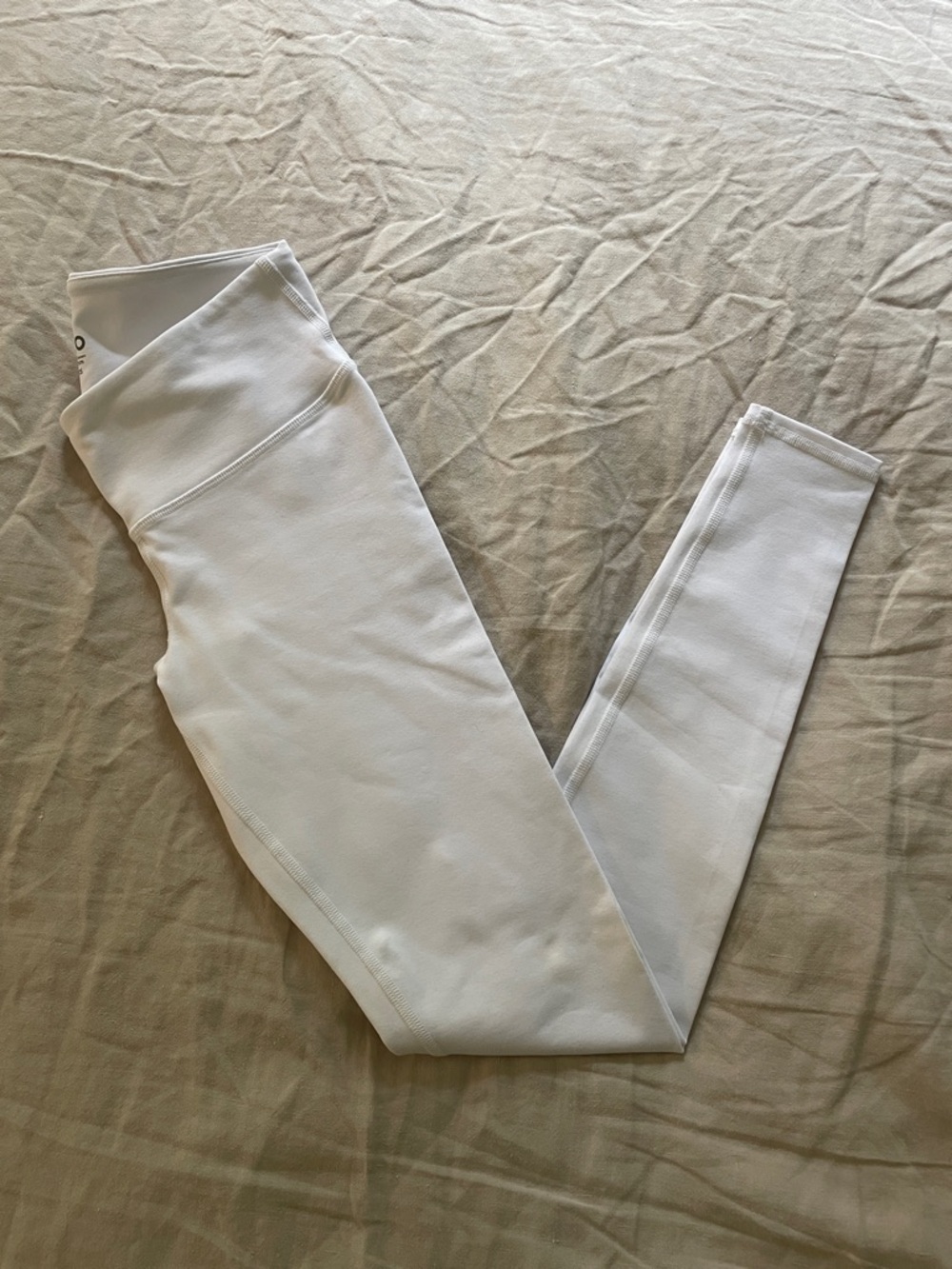 ALO Yoga White High-Waist Leggings - XXS
